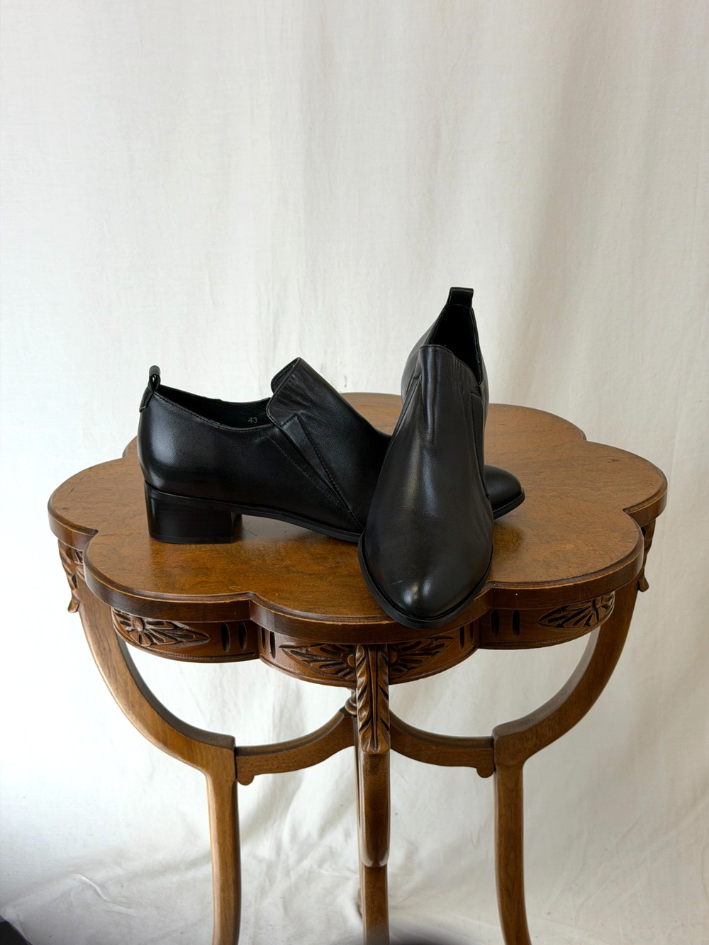NIB Django & Juliette Black Leather Chunky Heel Loafer EU Size 43 #0371